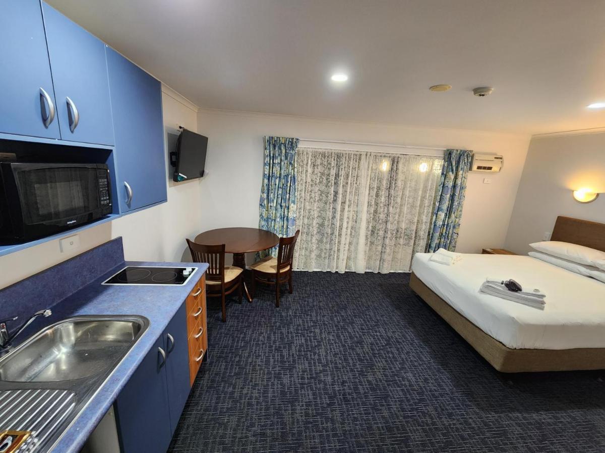 Botany Palms Motel โอ๊คแลนด์ ภายนอก รูปภาพ