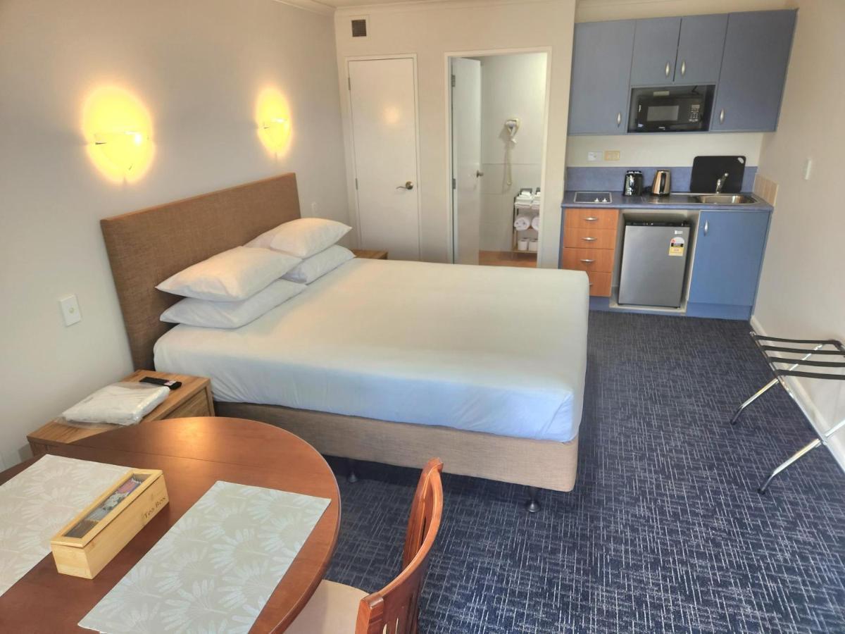 Botany Palms Motel โอ๊คแลนด์ ภายนอก รูปภาพ