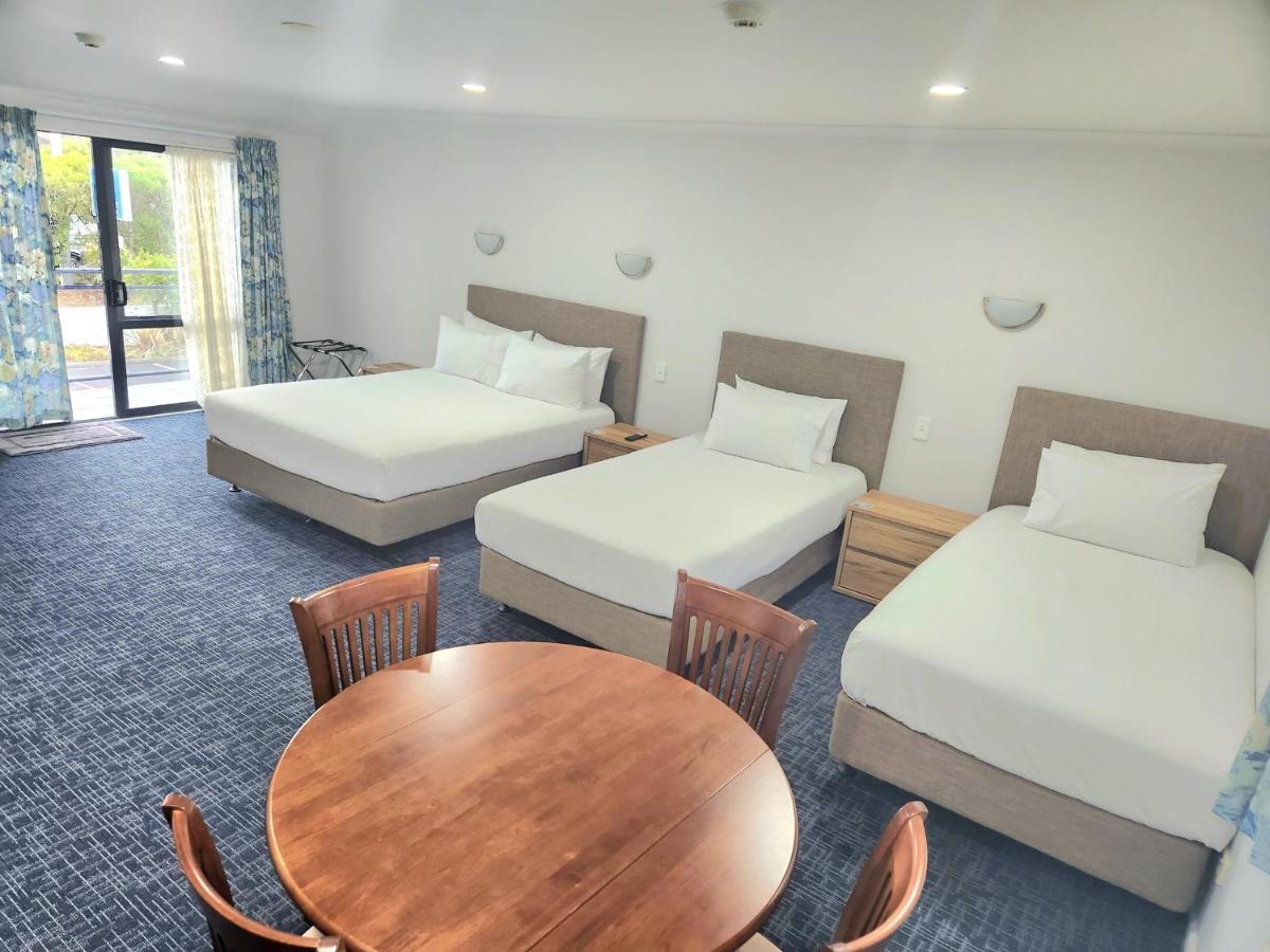 Botany Palms Motel โอ๊คแลนด์ ภายนอก รูปภาพ