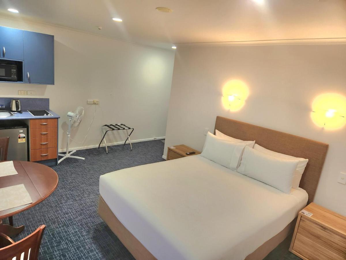 Botany Palms Motel โอ๊คแลนด์ ภายนอก รูปภาพ