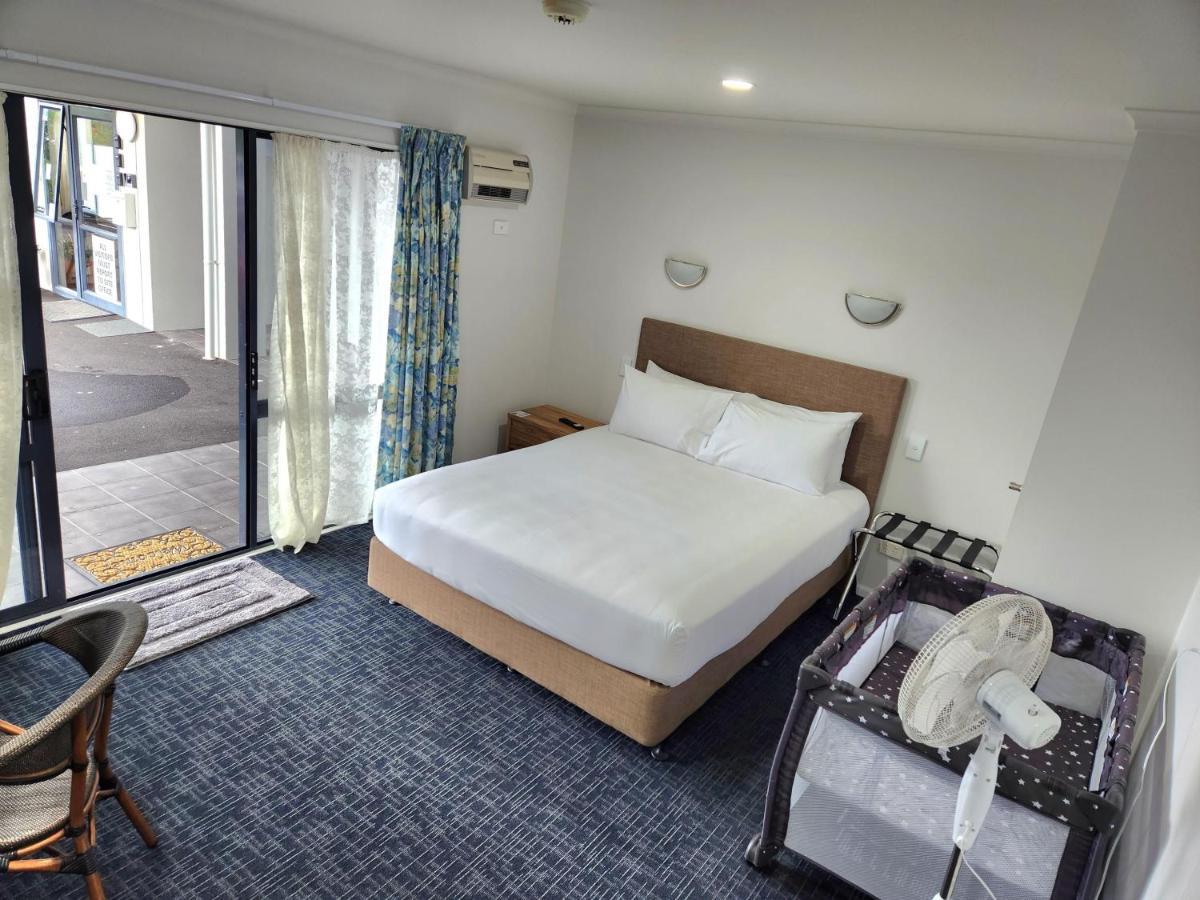Botany Palms Motel โอ๊คแลนด์ ภายนอก รูปภาพ