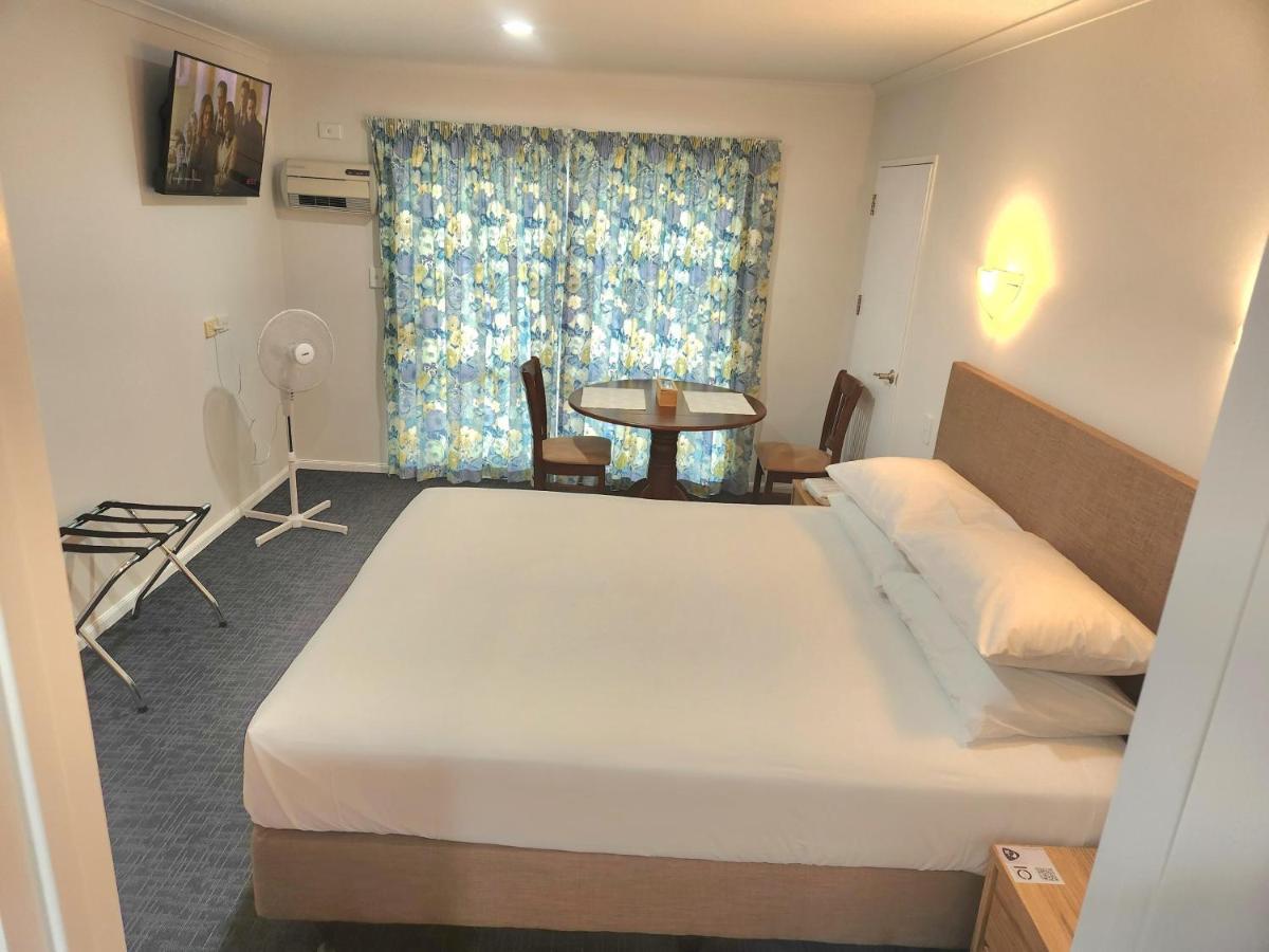 Botany Palms Motel โอ๊คแลนด์ ภายนอก รูปภาพ